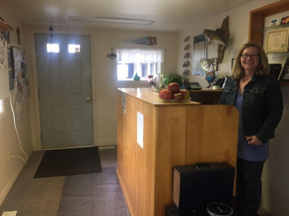 Twin Peaks Motel Napanee 외부 사진