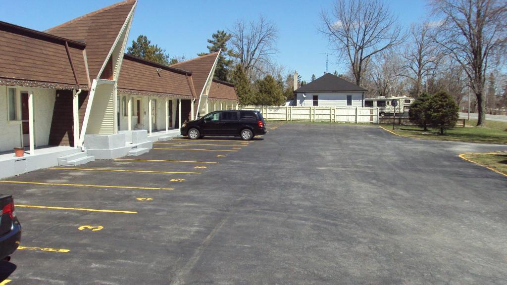 Twin Peaks Motel Napanee 외부 사진